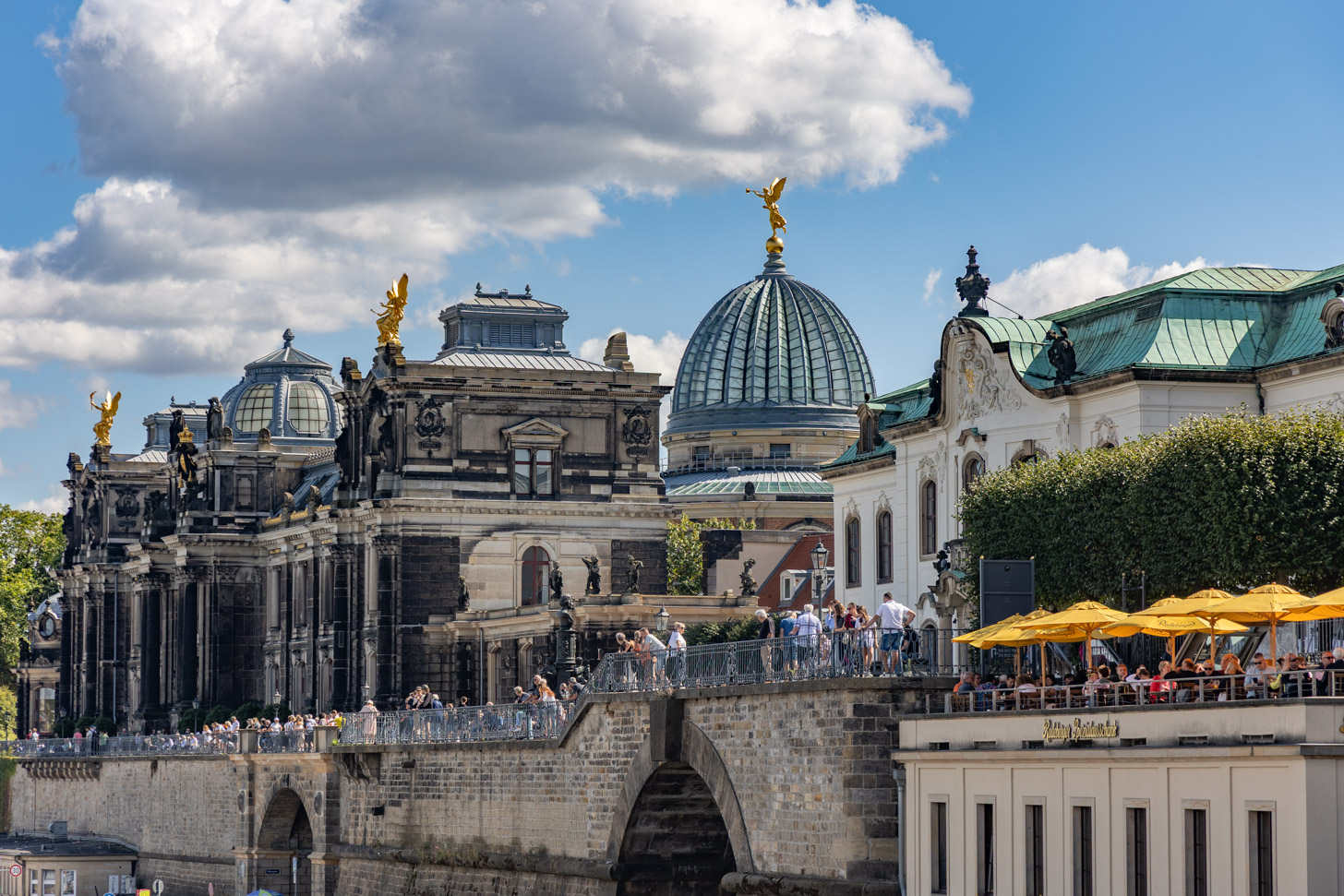 Brühlsche Terrasse